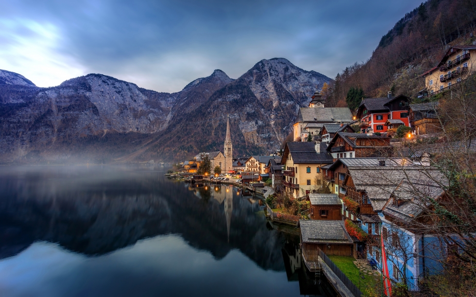 jezero Hallstatt v Rakousku